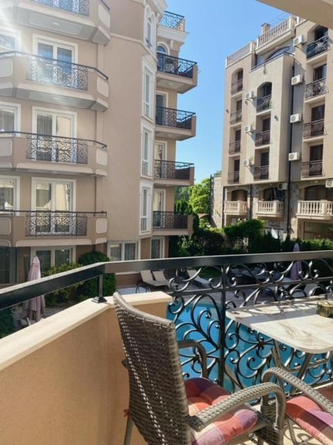 Aparthotel Dawn Park Deluxe Słoneczny Brzeg Zewnętrze zdjęcie
